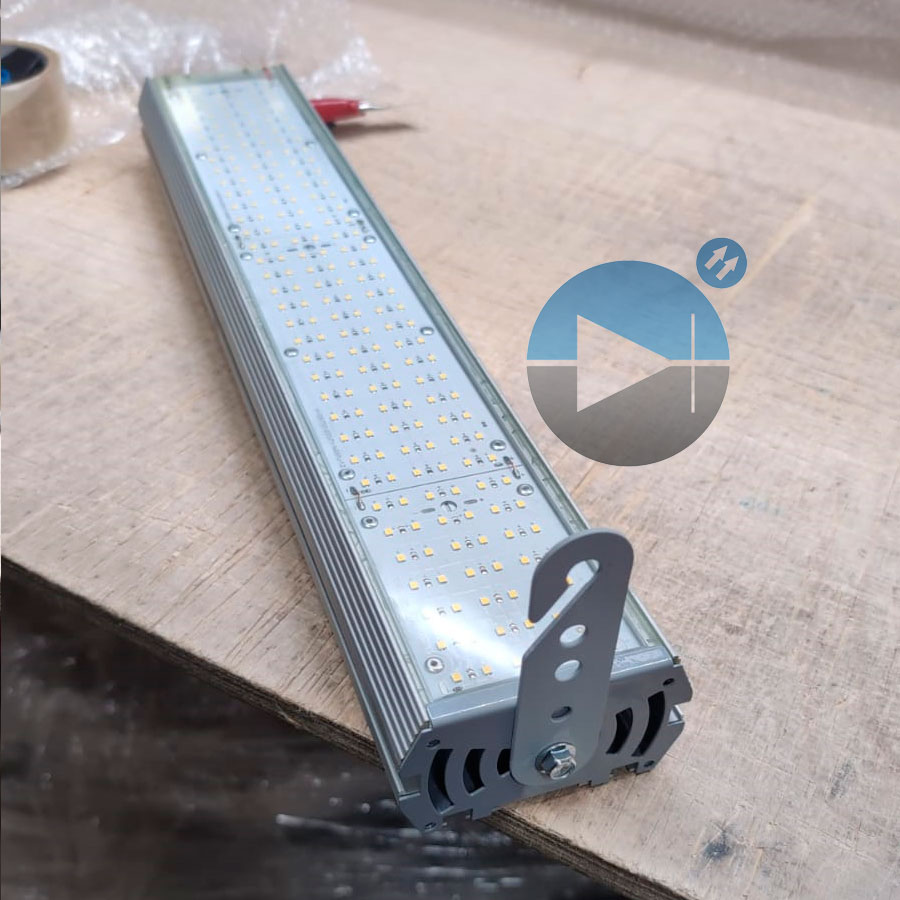 Светодиодный светильник NEWLED.RGD.AB.BM.80.120.5K.IP67.P (P - кронштейн)
